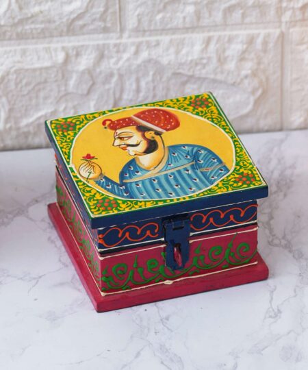 Wooden jewellery box